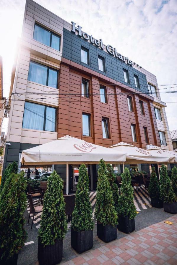 Hotel Glaris Tirgu Frumos Buitenkant foto